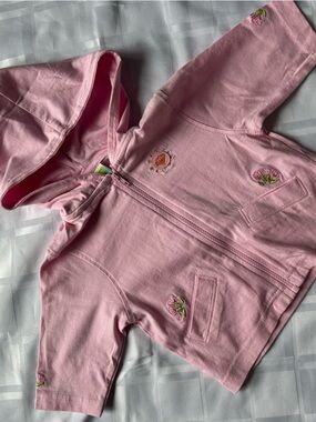 3 for $15 🐣 Sesame Street Vintage Zoe Pink Zip-Up Hoodie with Floral Embroidery